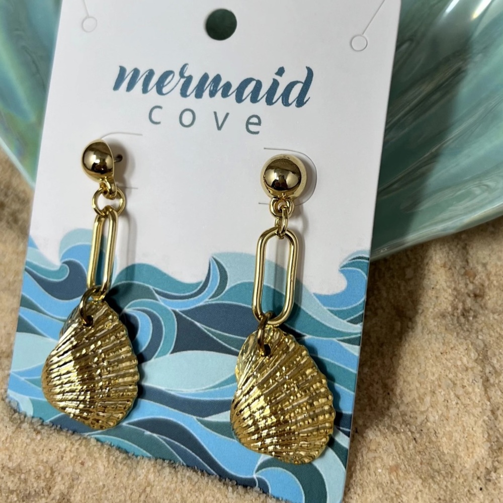 CONCHAL Drop Earrings- Gold